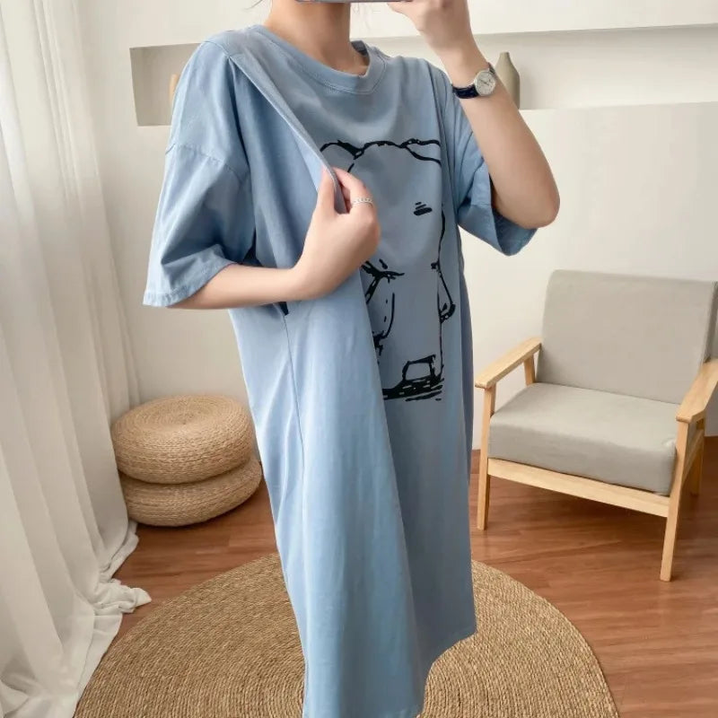 Graphic Nursing T-Shirt – Loose Fit Summer Breastfeeding Top